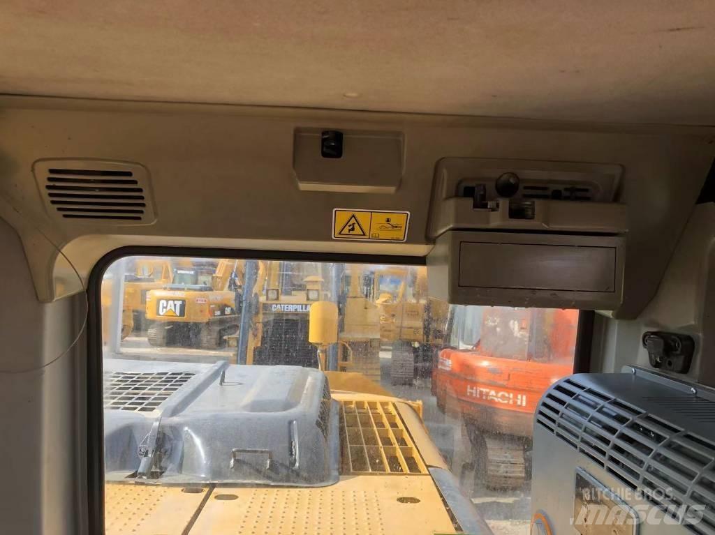 CAT 320 D Bandgrävare