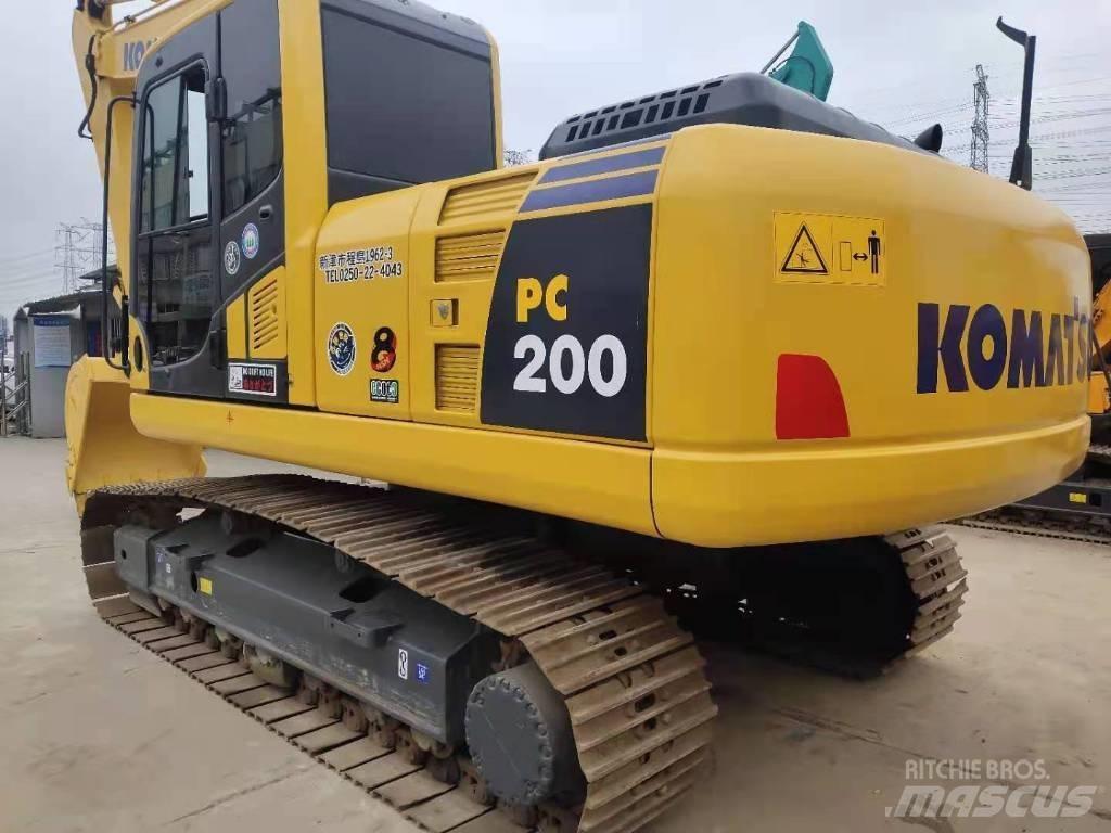 Komatsu PC 200 Bandgrävare