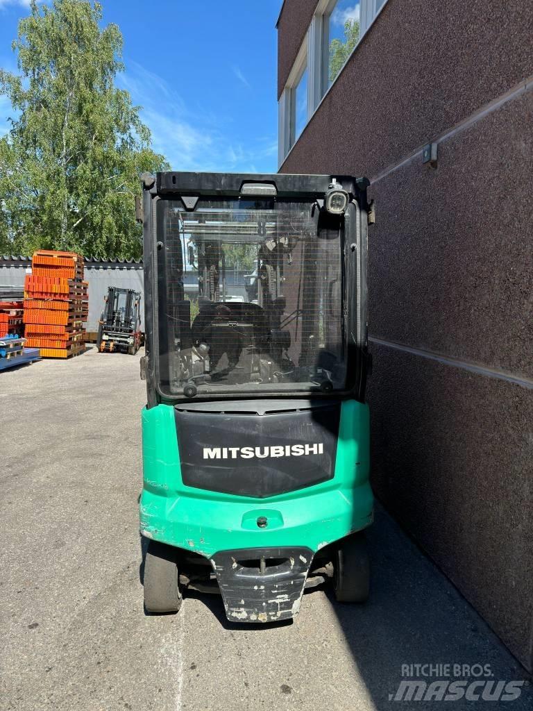 Mitsubishi FB25CN Elmotviktstruckar