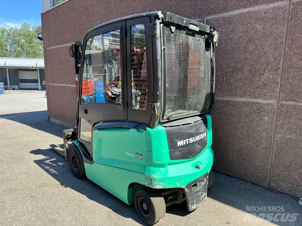 Mitsubishi FB25CN Elmotviktstruckar