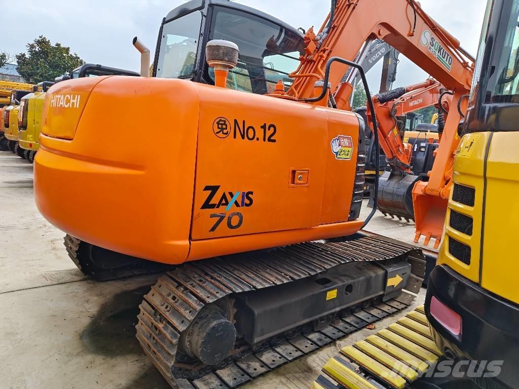 Hitachi ZX 70 Midigrävmaskiner 7t - 12t