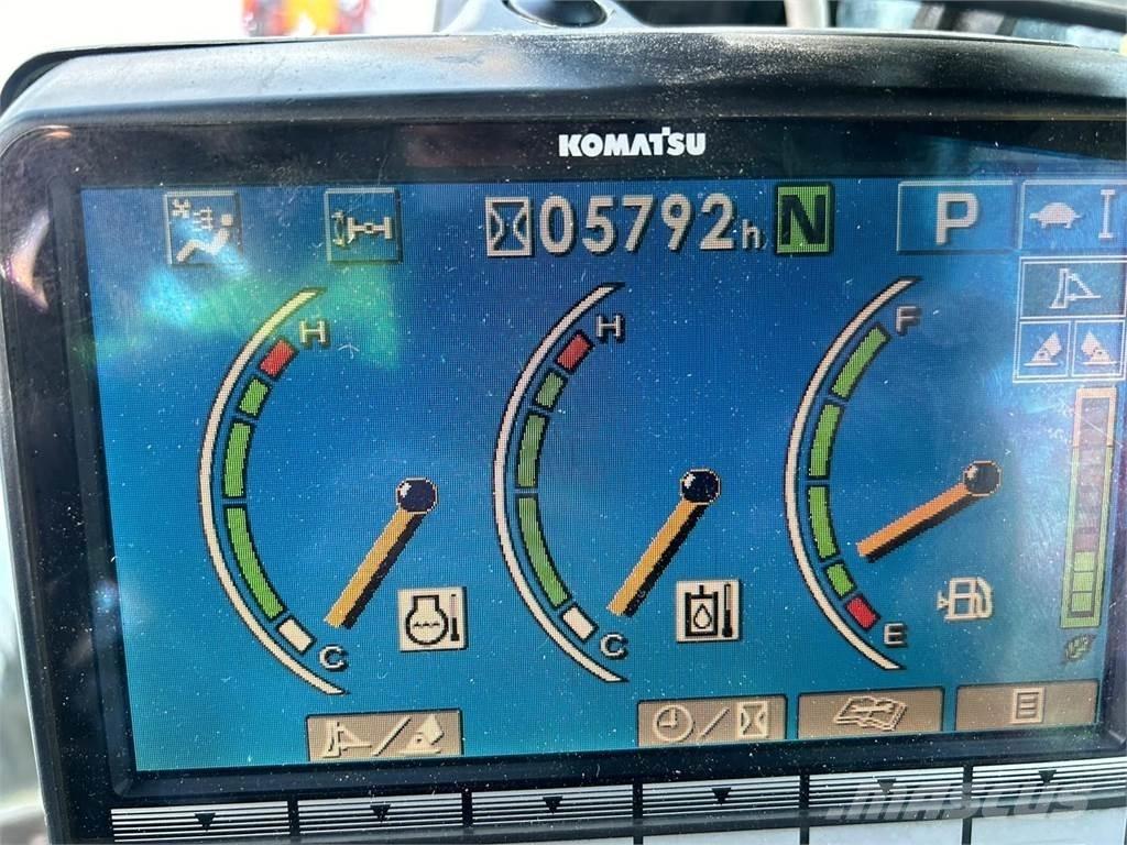 Komatsu PW118MR-8 Hjulgrävare