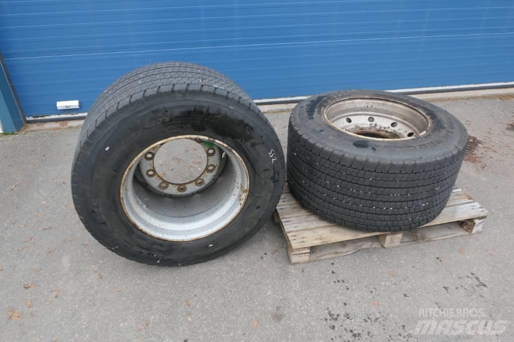 Michelin 495/45R22,5 Däck, hjul och fälgar