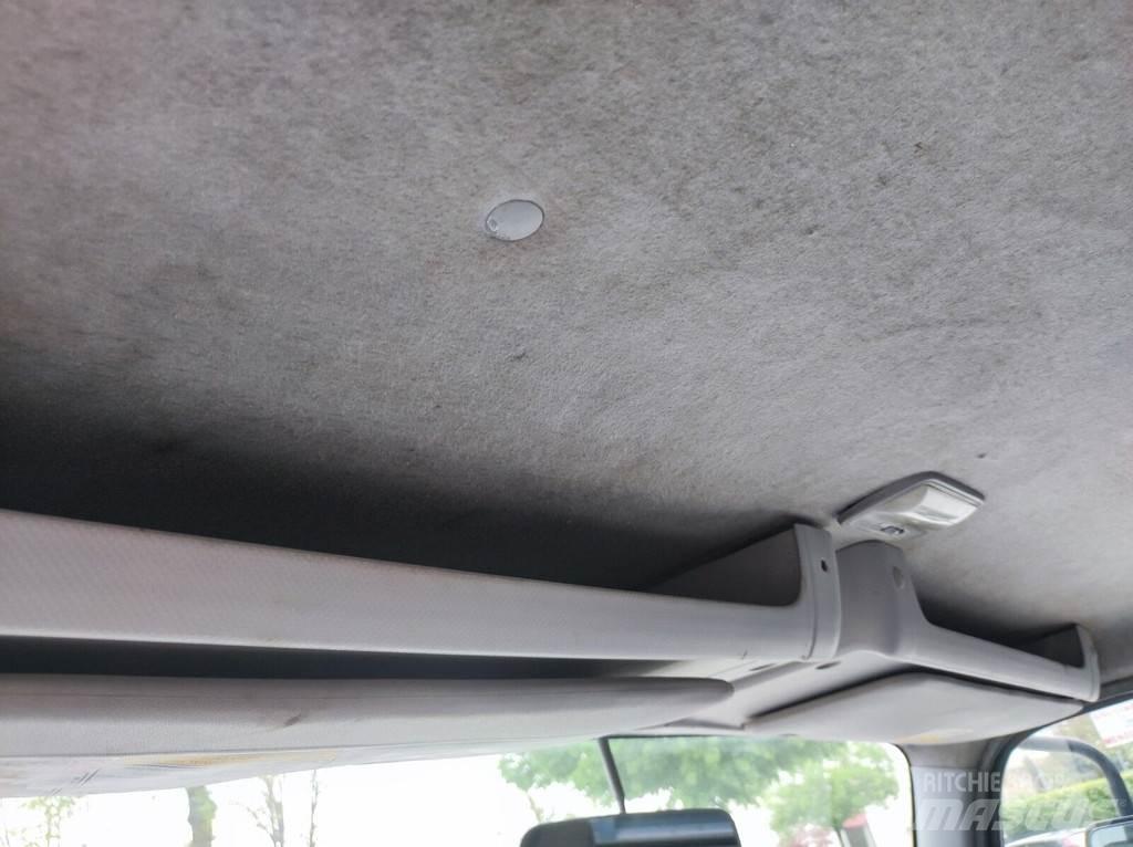 Isuzu 1815 mm Hytter och interiör