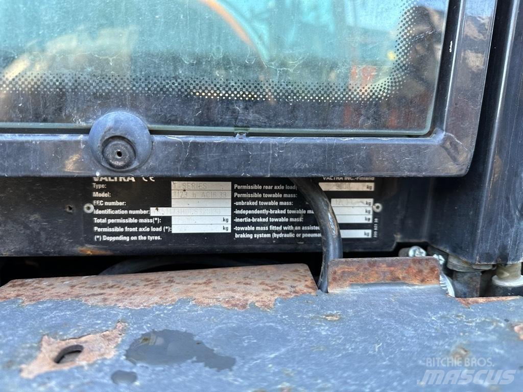 Valtra T 173 Traktorer