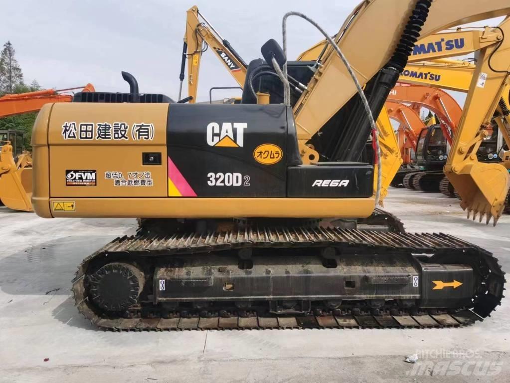 CAT 320D2 Bandgrävare