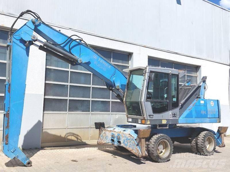Fuchs MHL 320 D Avfalls / industri hantering