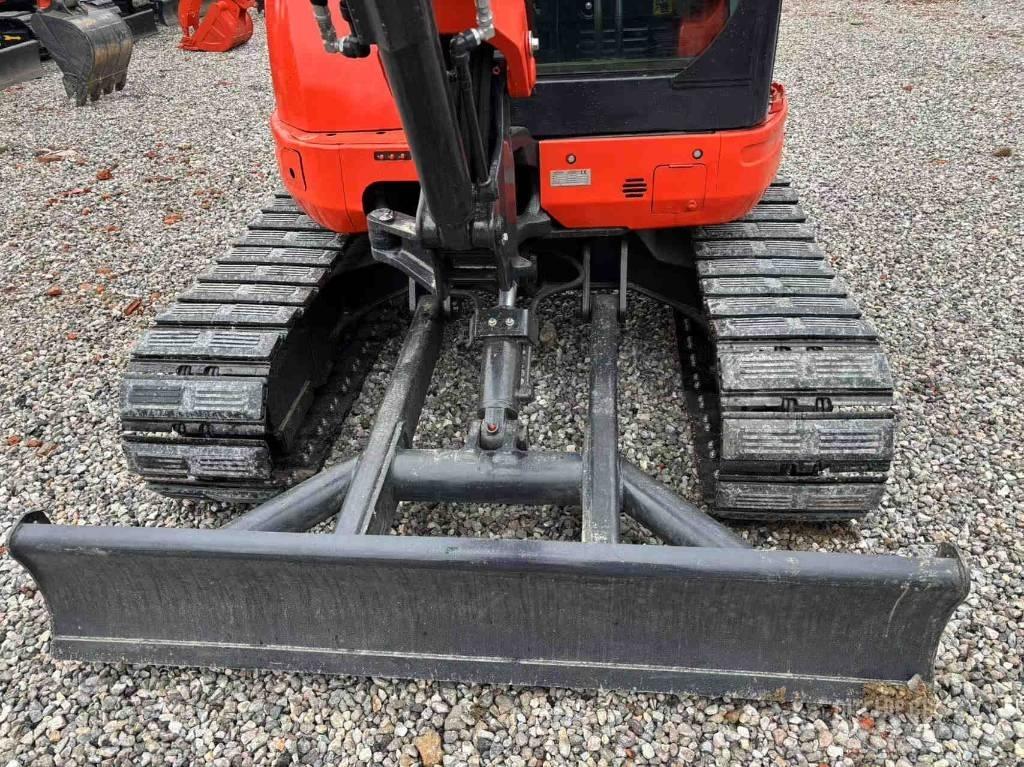 Kubota U 40 Minigrävare < 7t