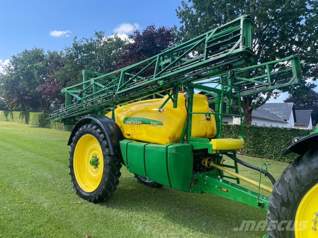 John Deere 732 Dragna sprutor