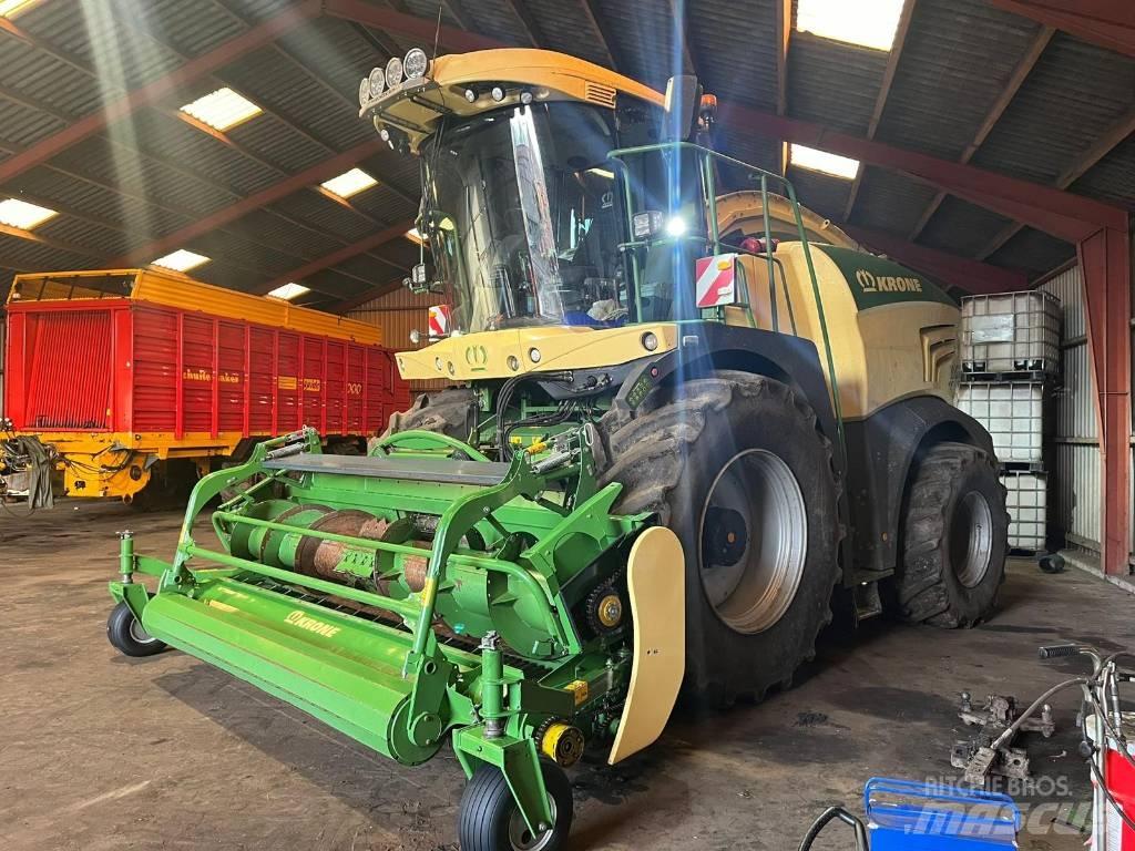 Krone BIG X 630 Självgående fälthackar