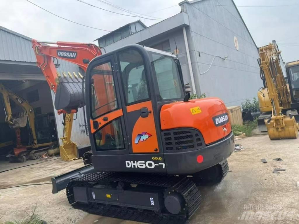 Doosan DH 60 Minigrävare < 7t