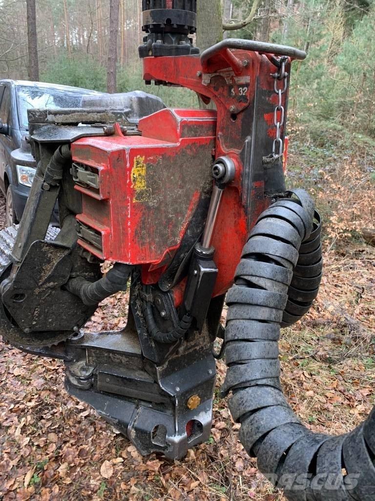 Komatsu S132 Kvistare