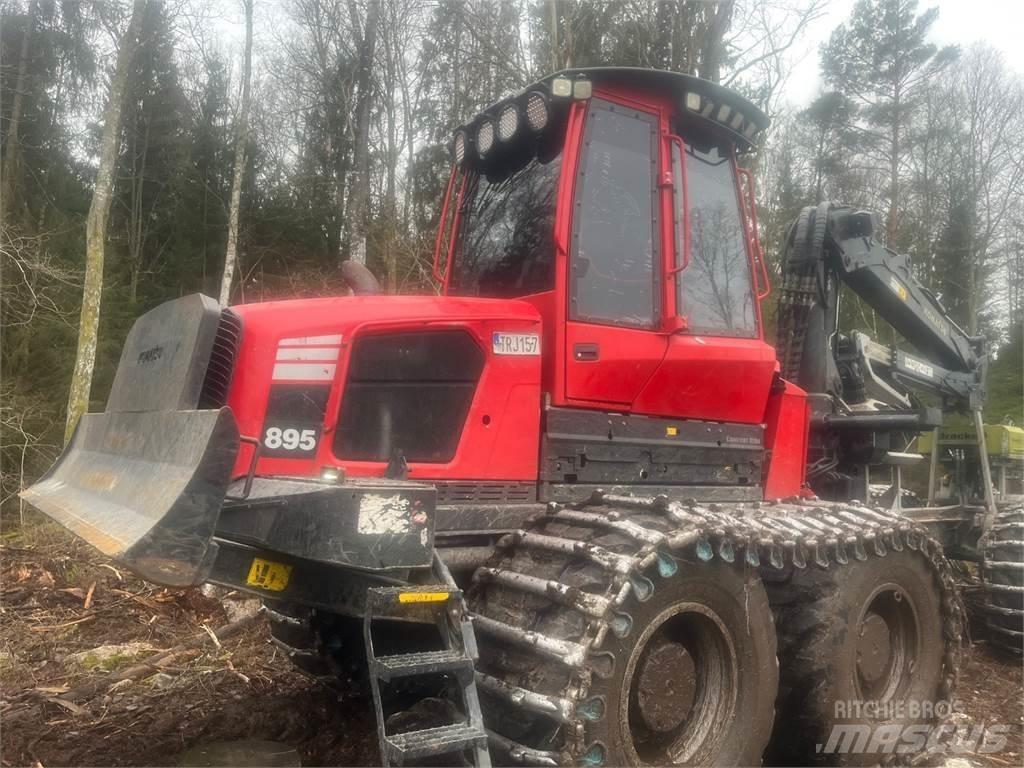 Komatsu 895 Skotare
