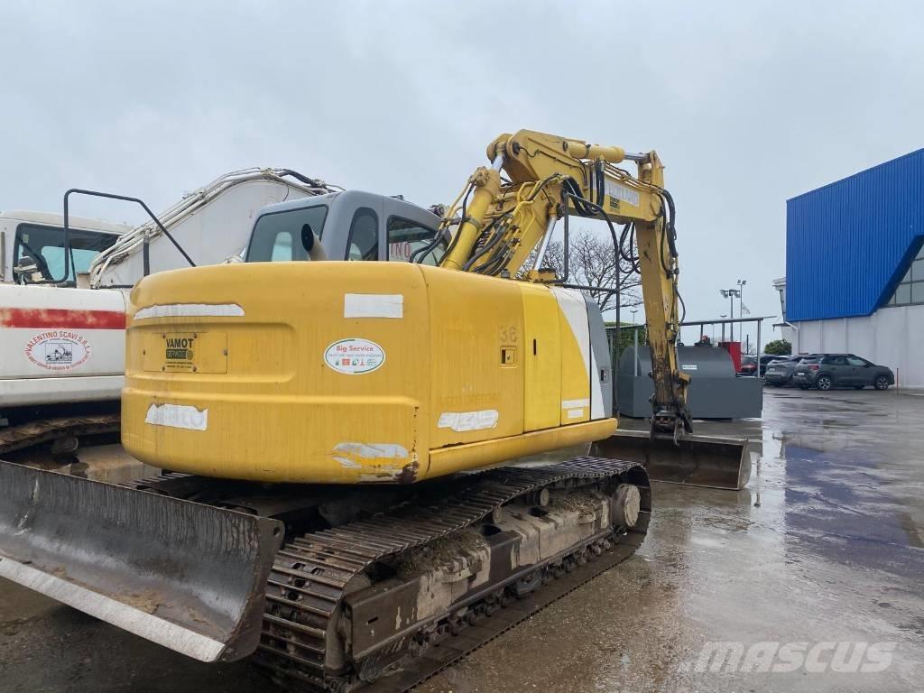 New Holland E 145 Bandgrävare
