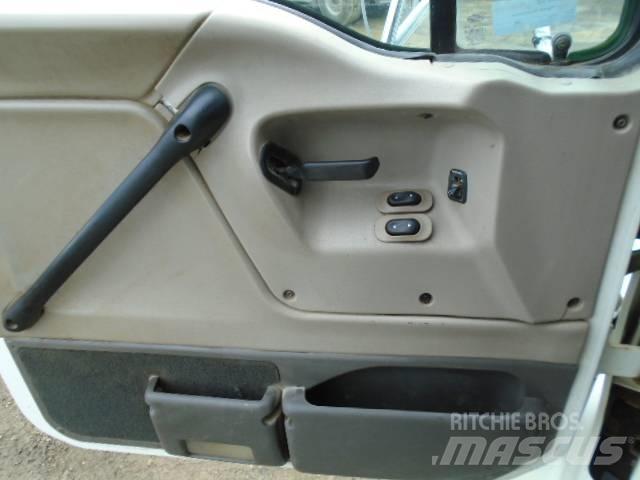 Sterling L 9500 Dragbilar
