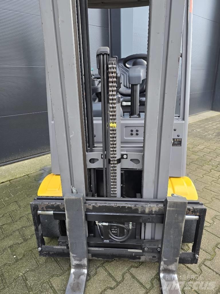 Jungheinrich EFG213 Elmotviktstruckar