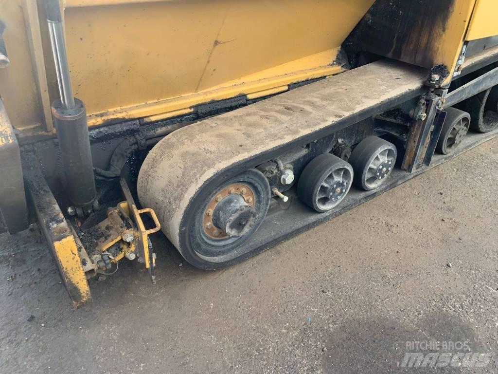 CAT AP355F Asfaltsläggningsmaskiner