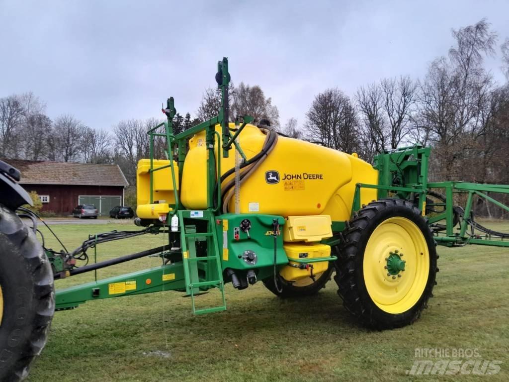 John Deere M 740 i Dragna sprutor