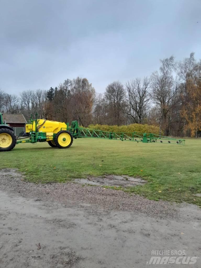 John Deere M 740 i Dragna sprutor