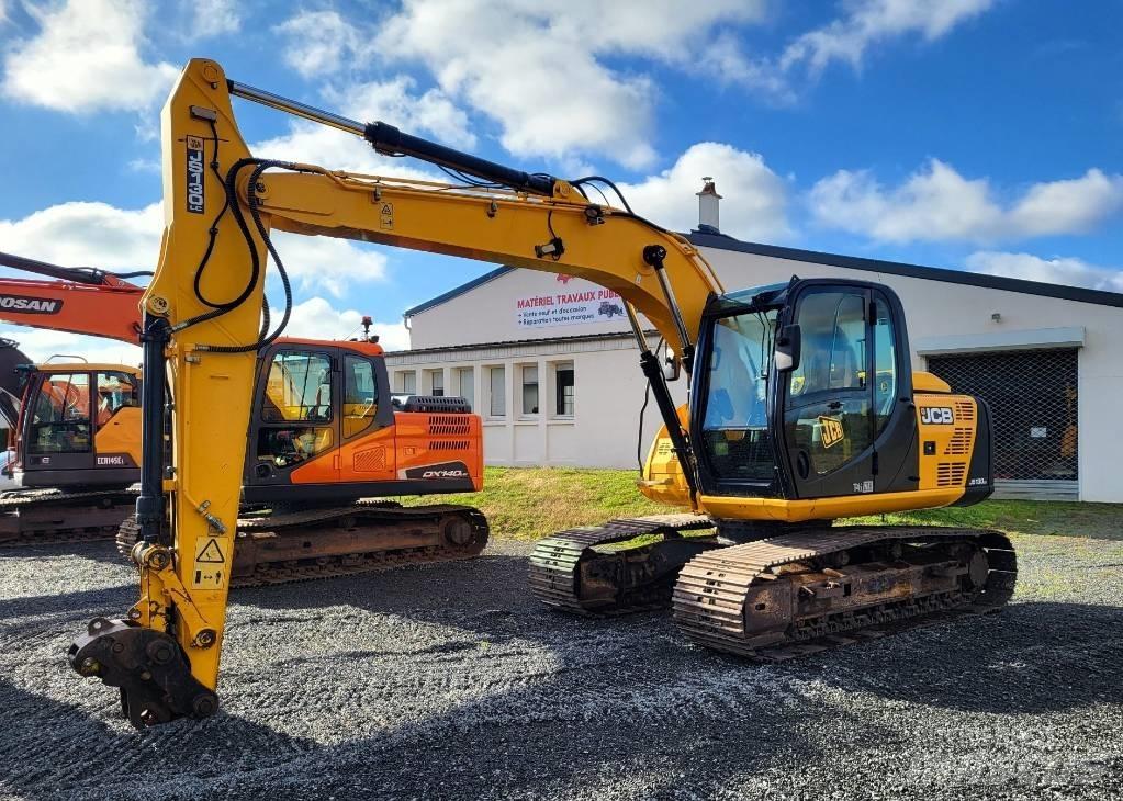 JCB JS 130 LC Bandgrävare
