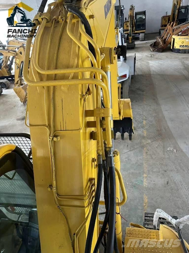 Komatsu PC 138 -8 Bandgrävare