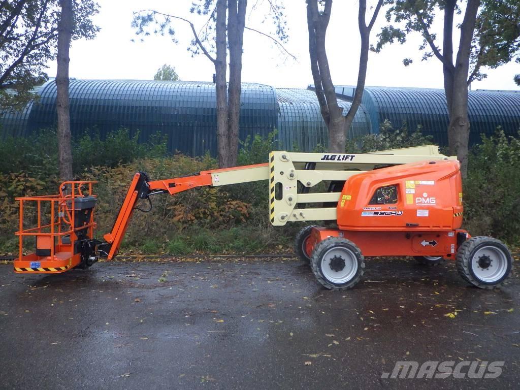 JLG EC520AJ Bomliftar