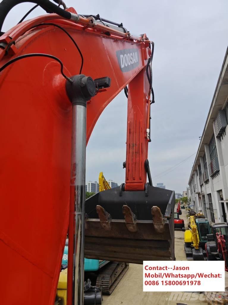 Doosan DX 350 LC-5 Bandgrävare
