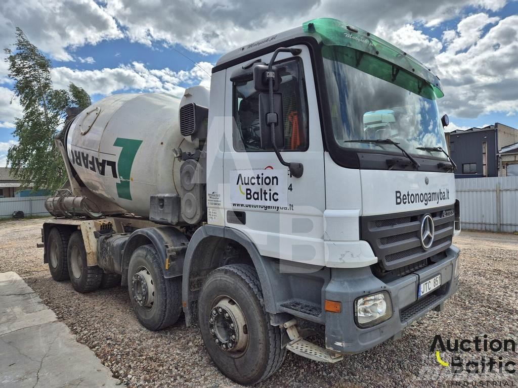 Mercedes-Benz 3236 Cementbil