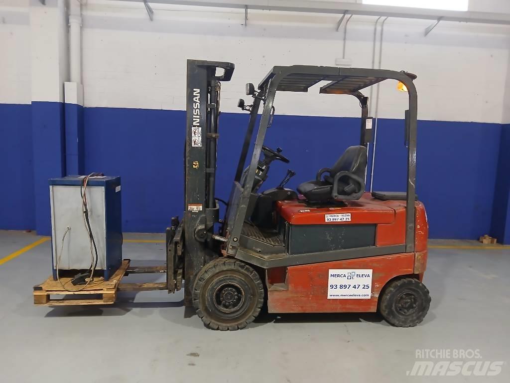Nissan Q02 L 20 CU Elmotviktstruckar