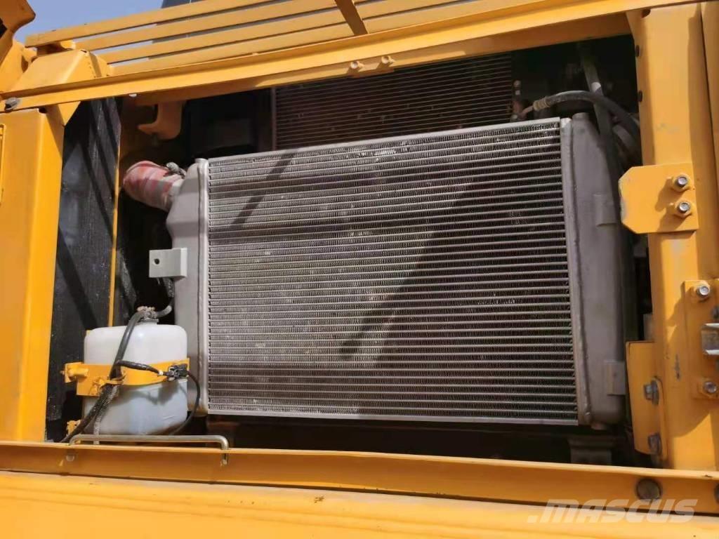 Komatsu PC360-7 Bandgrävare