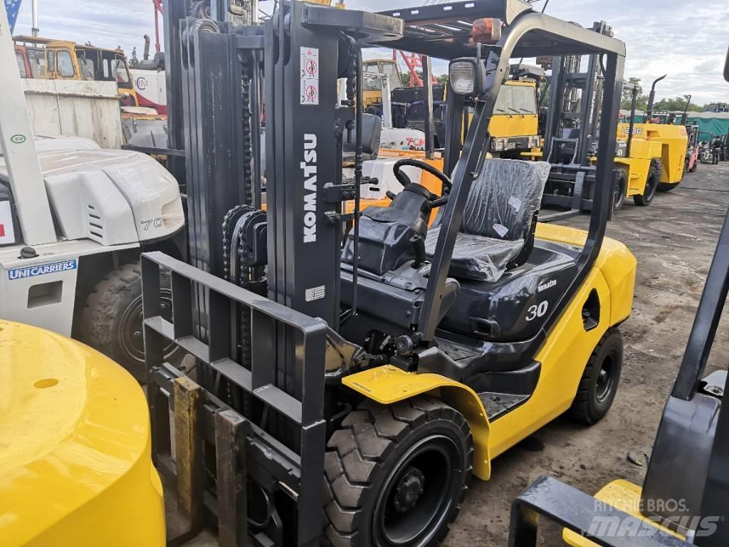 Komatsu 3 Dieselmotviktstruckar