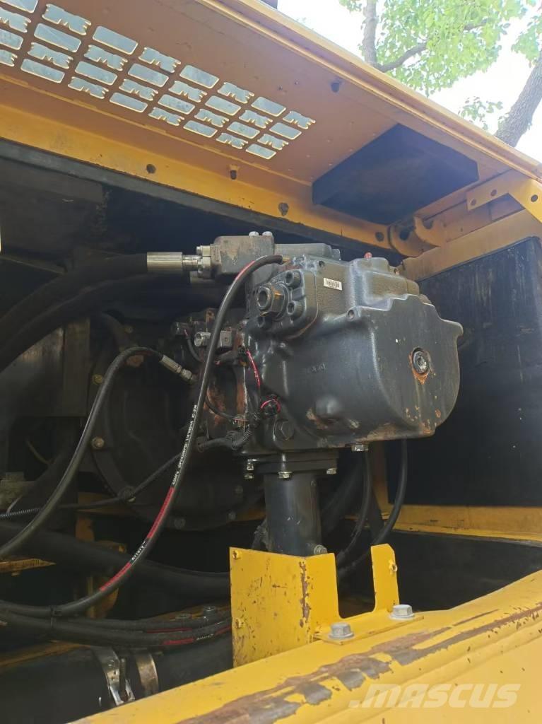 Komatsu PC 450-8 Bandgrävare
