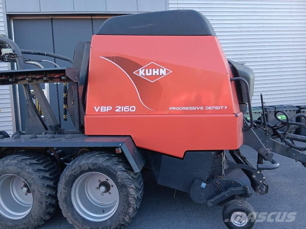 Kuhn VBP 2160 Rundbalspressar