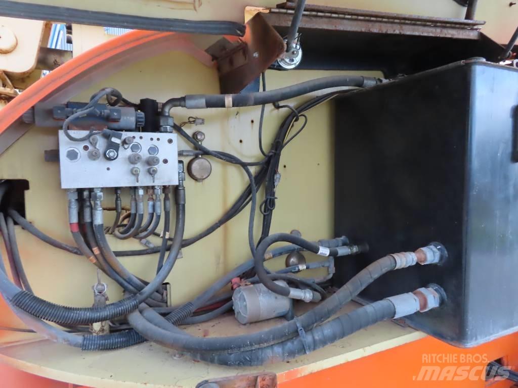 JLG 860 SJ Teleskop bomliftar