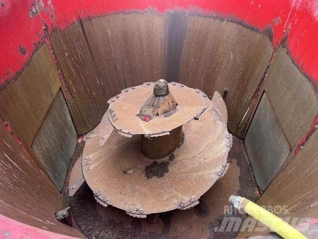 Peecon VME 120 Fullfodervagnar