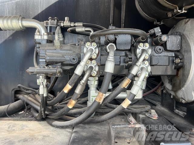 JLG 1350 SJP Teleskop bomliftar
