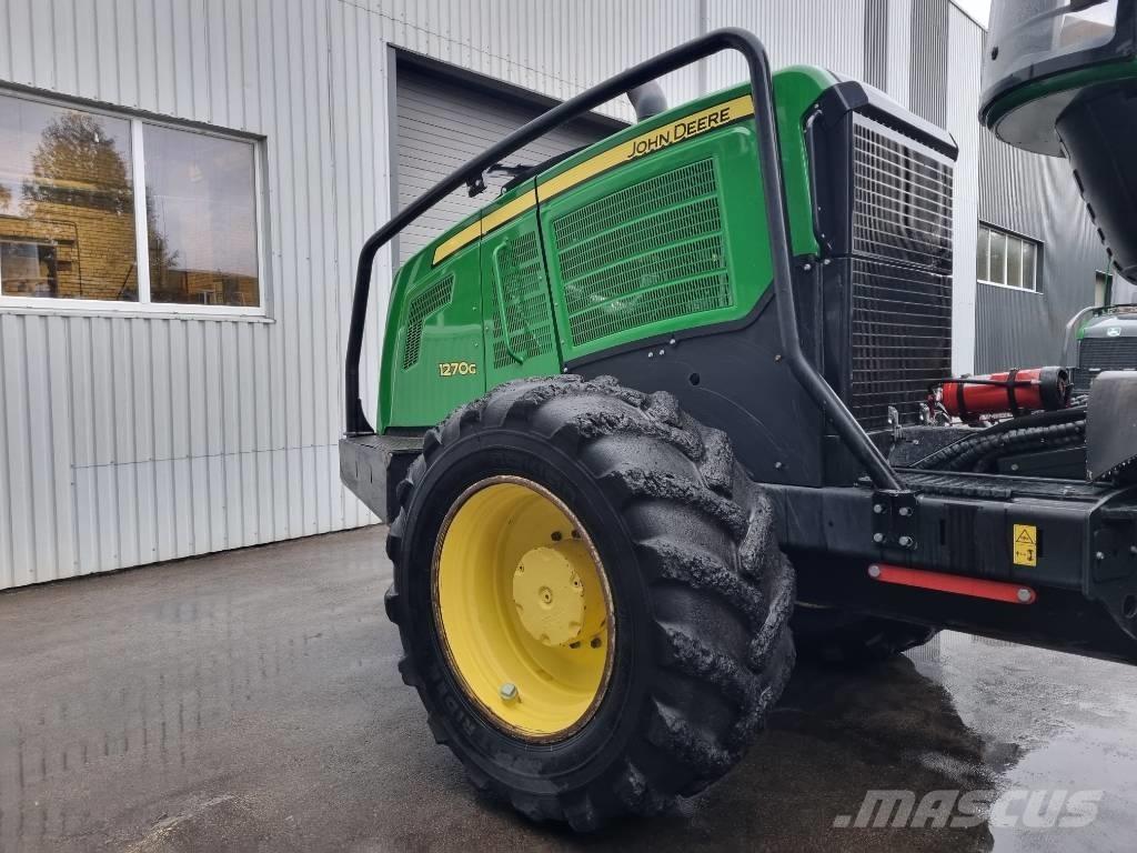 John Deere 1270 G Skördare