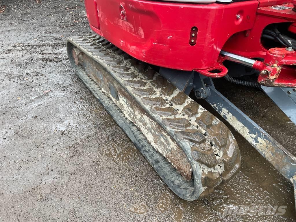 Takeuchi TB 325 R Minigrävare < 7t