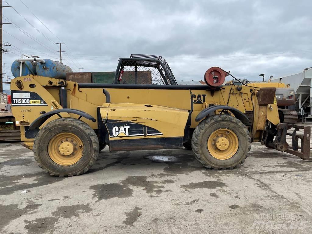 CAT TH 580 B Teleskoplastare