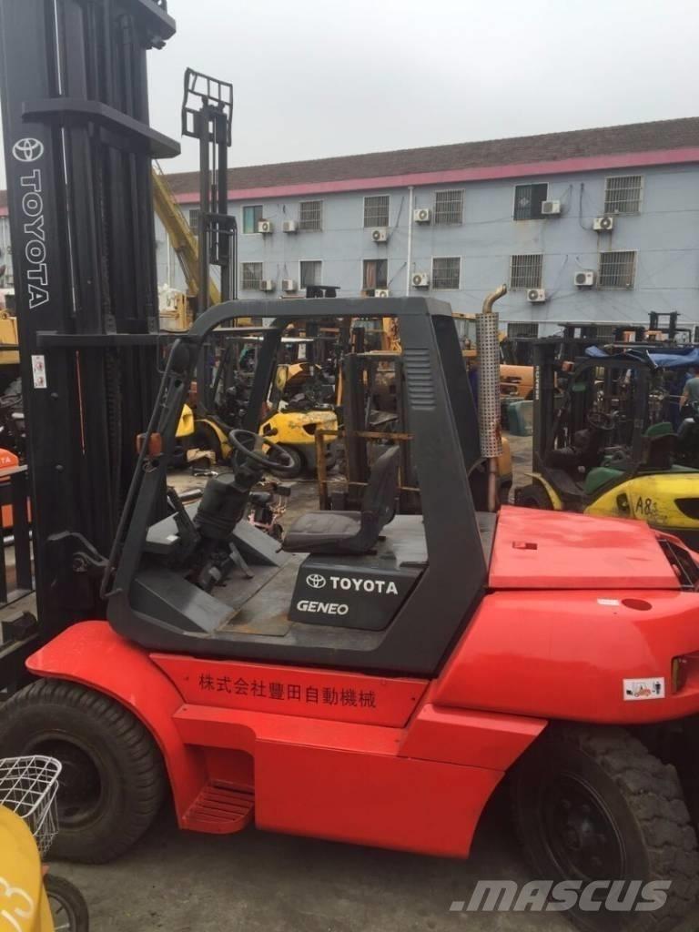 Toyota 8 Ton Dieselmotviktstruckar