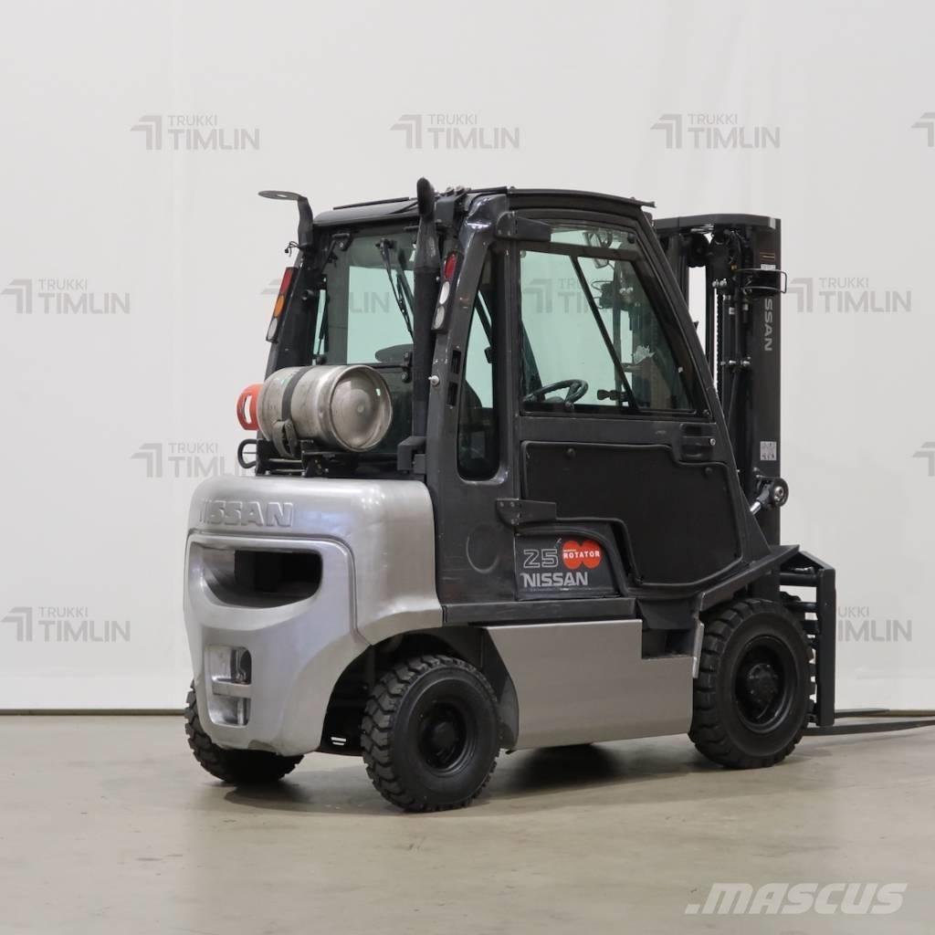 Nissan U1D2A25LO Gasolmotviktstruckar