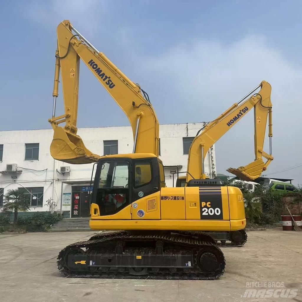 Komatsu PC 200-7 Bandgrävare