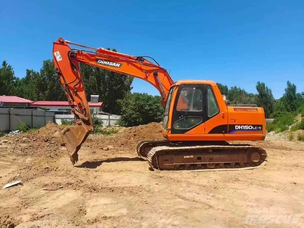 Doosan DH 150 LC-7 Bandgrävare