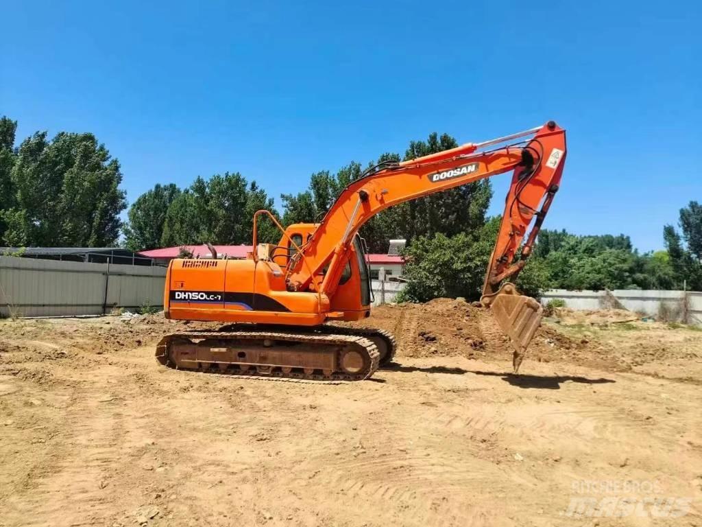 Doosan DH 150 LC-7 Bandgrävare