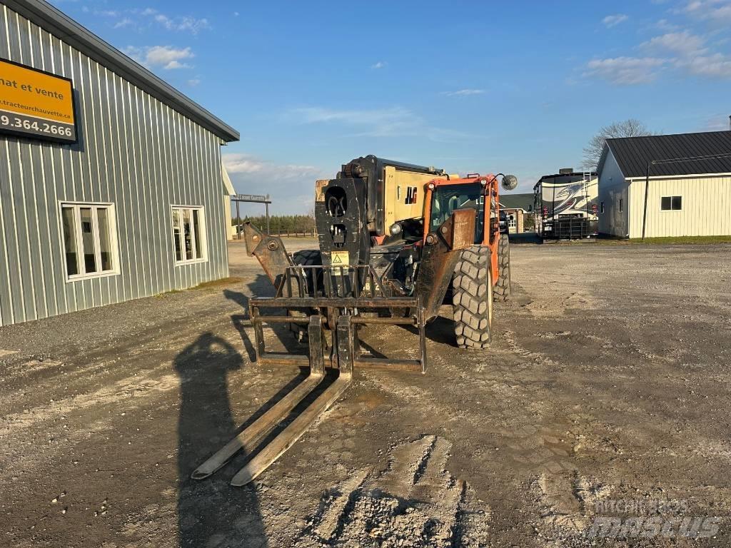 JLG 1055 Teleskoplastare
