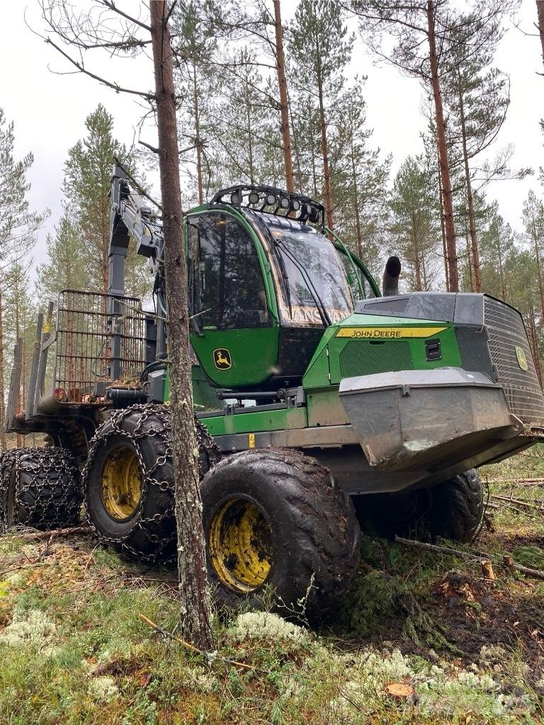 John Deere 1010G Skotare