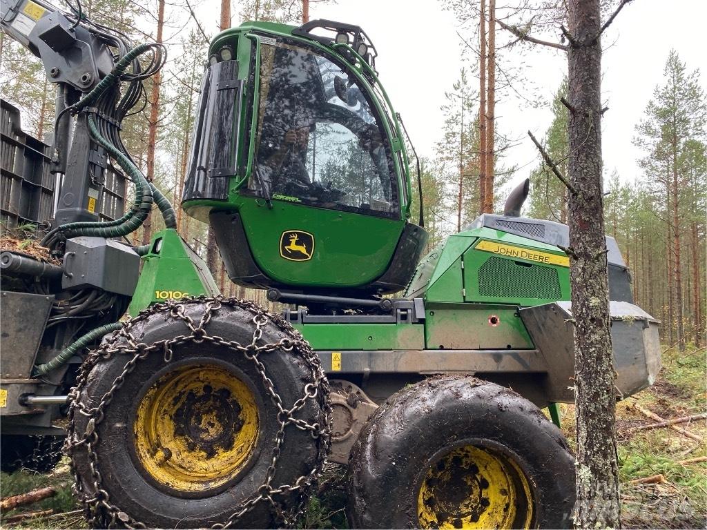 John Deere 1010G Skotare