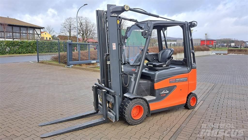 Linde E35HL Elmotviktstruckar
