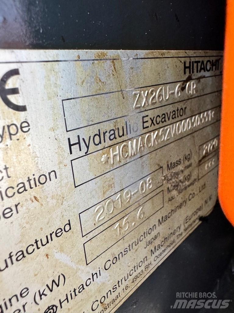 Hitachi 26U-6 CR Minigrävare < 7t