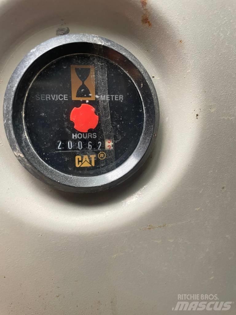 CAT 321 C LCR Bandgrävare